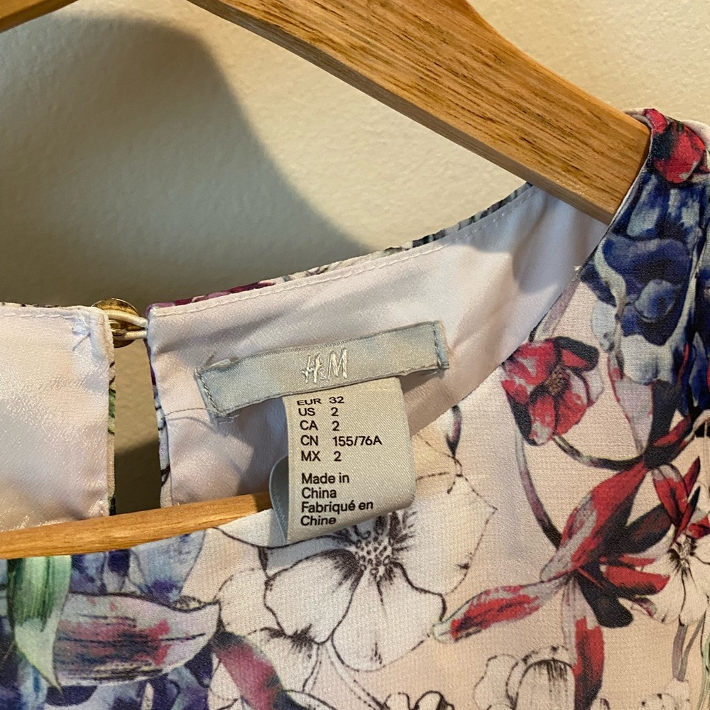 NWT H&M Ruffled Maxi Dress - Picture 5 of 9